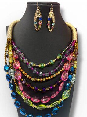 Beaded Mulitcolor Necklace with matching earrings